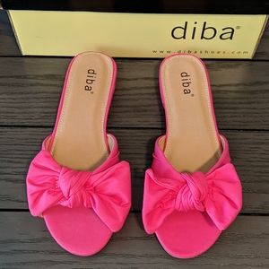 Diba Pink Bow Slip on sandal Size 6 New